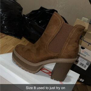 Red- black-Brown